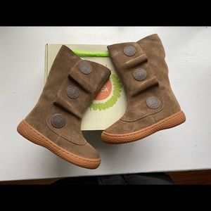 Livie and luca toddler girls tan boots size 6